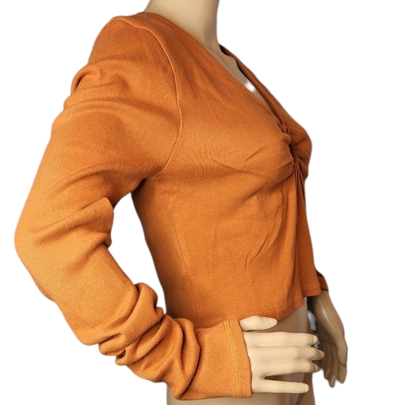 NWOT Free People cropped sweater - Picture 5 of 16